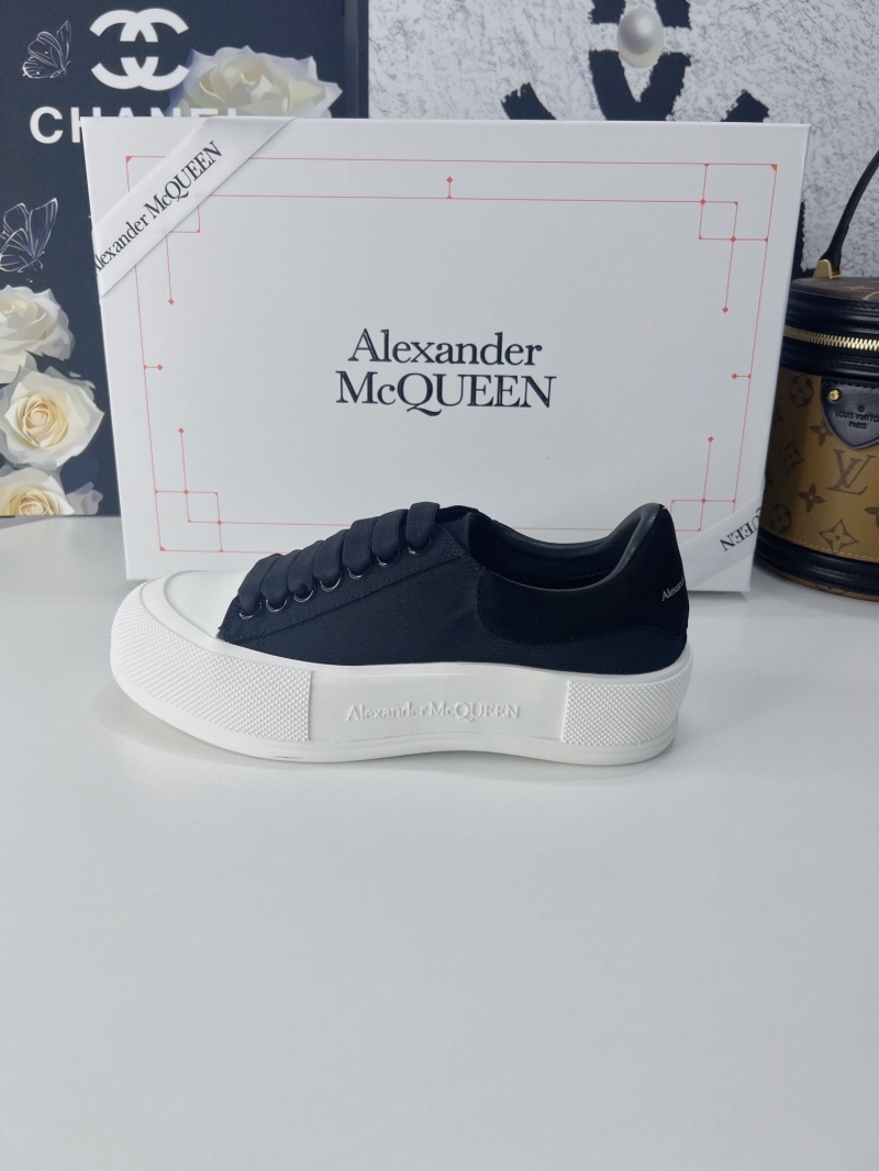 Alexander Mcqueen Casual Shoes